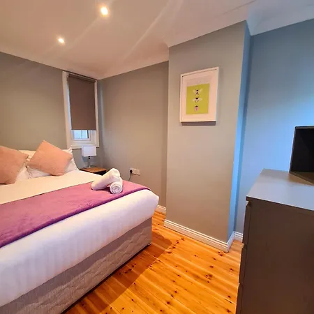 Stylish 3 Bedroom House * Galway